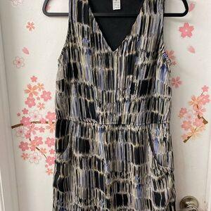 Pinky Black and White Sleeveless V-Neck Sundress